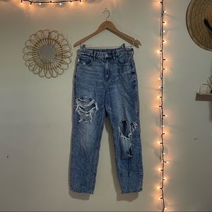 American Eagle ripped mom jeans